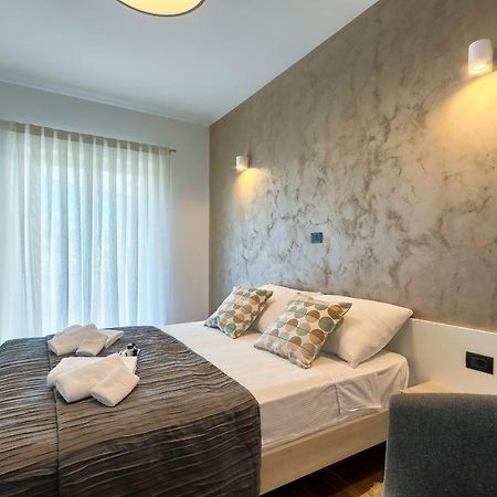 Adriatic Apartments Fažana Kültér fotó