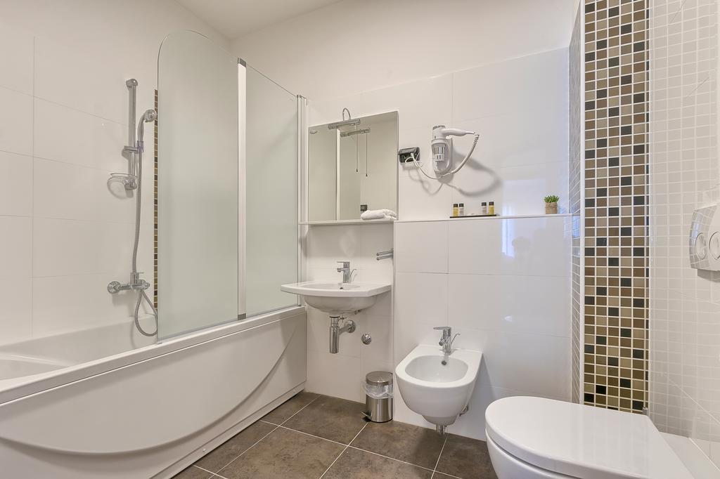 Adriatic Apartments Fažana Kültér fotó