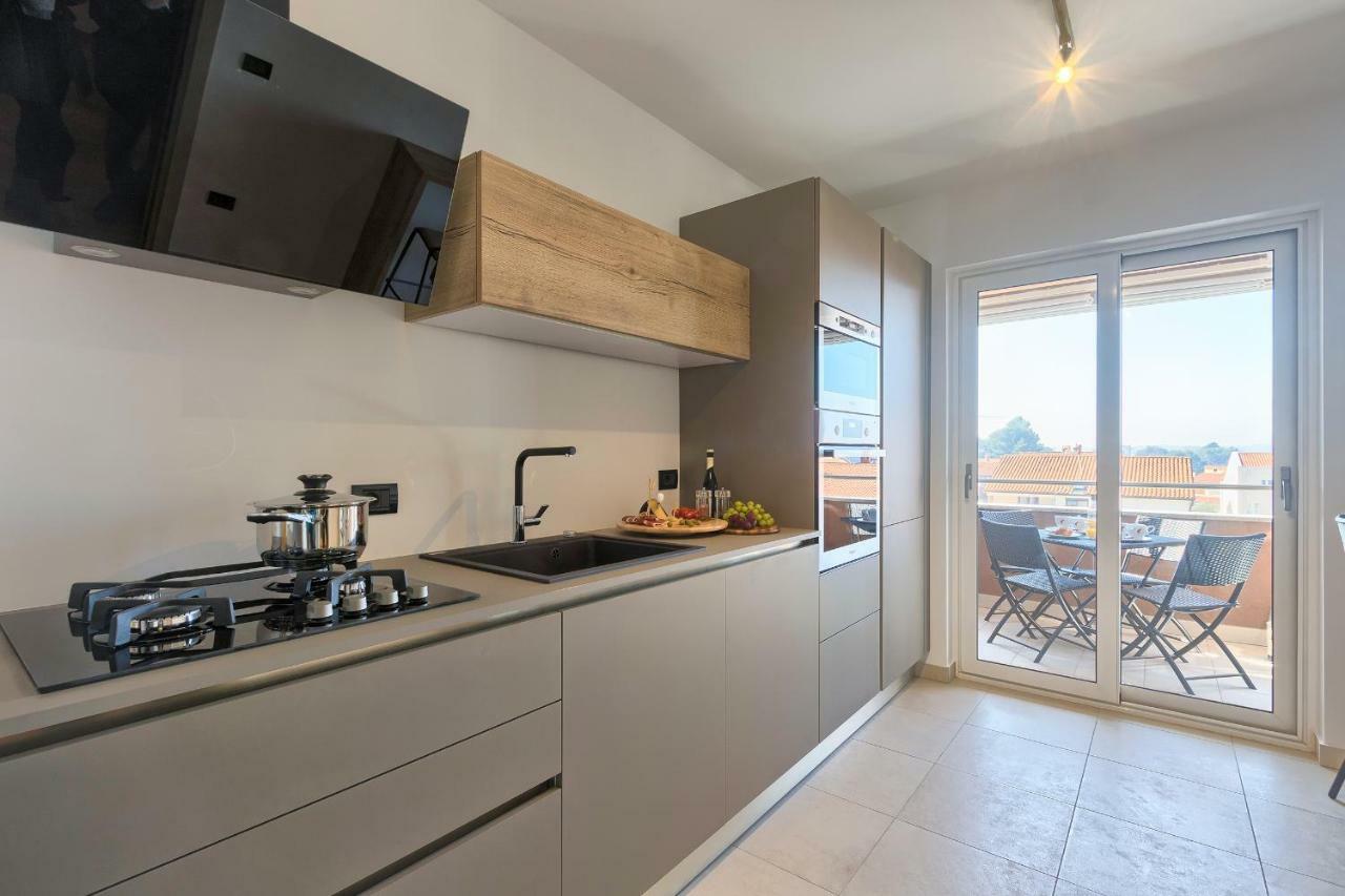 Adriatic Apartments Fažana Kültér fotó